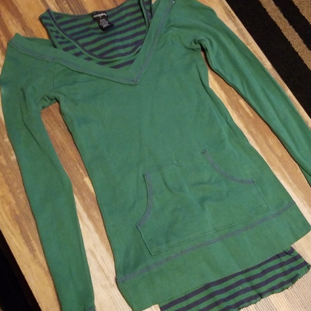 Long-Sleeved Sweatshirt/Ribbed Tank Combo